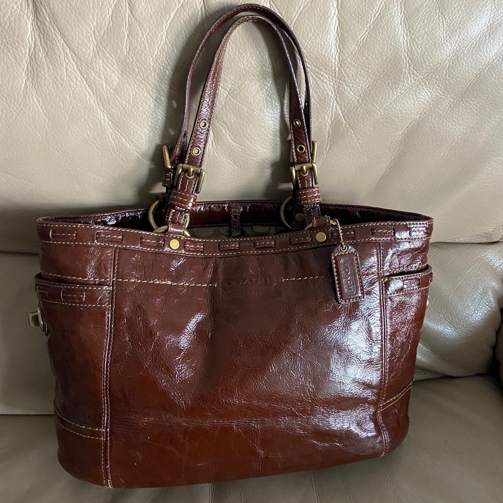 Authentic vintage Coach Purse!!